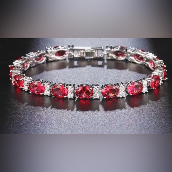 NWOT Elegant Women’s Synthetic Cubic Zirconia Red Color Bracelet SilverTone 7.6” - Picture 1 of 13